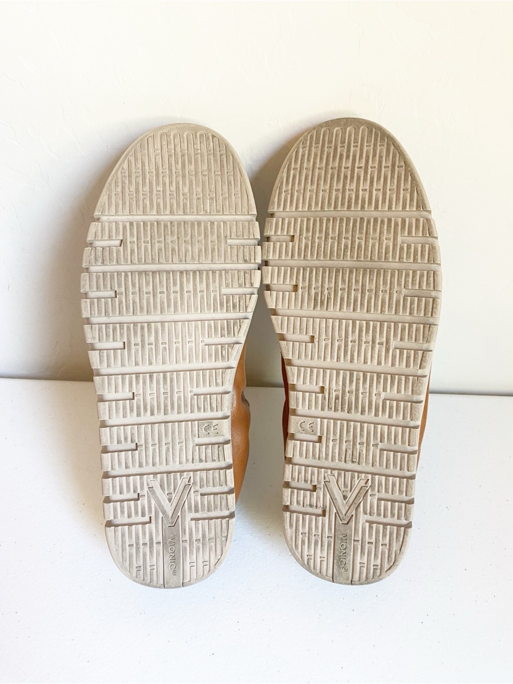 Vionic Uptown Ballet Flat Tan Leather Size 9.5 - Picture 5 of 6